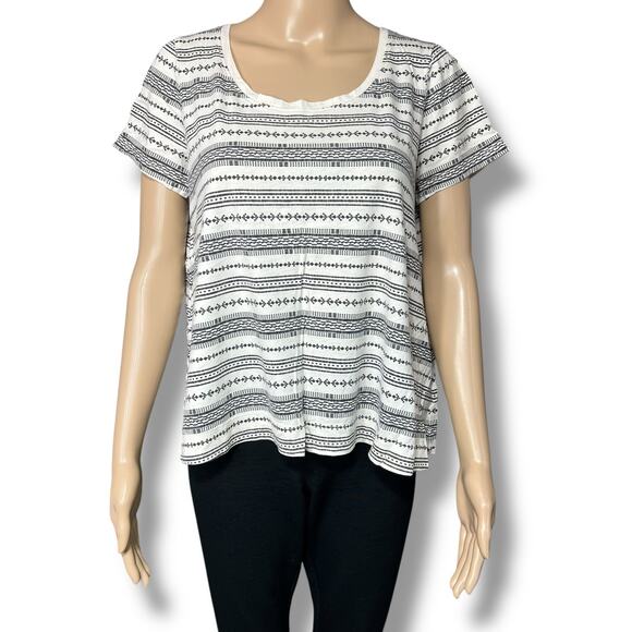 Old Navy Womens T Shirt Swing Top Geo Print Stripes Short Sleeve Cream Black Med - Picture 1 of 7